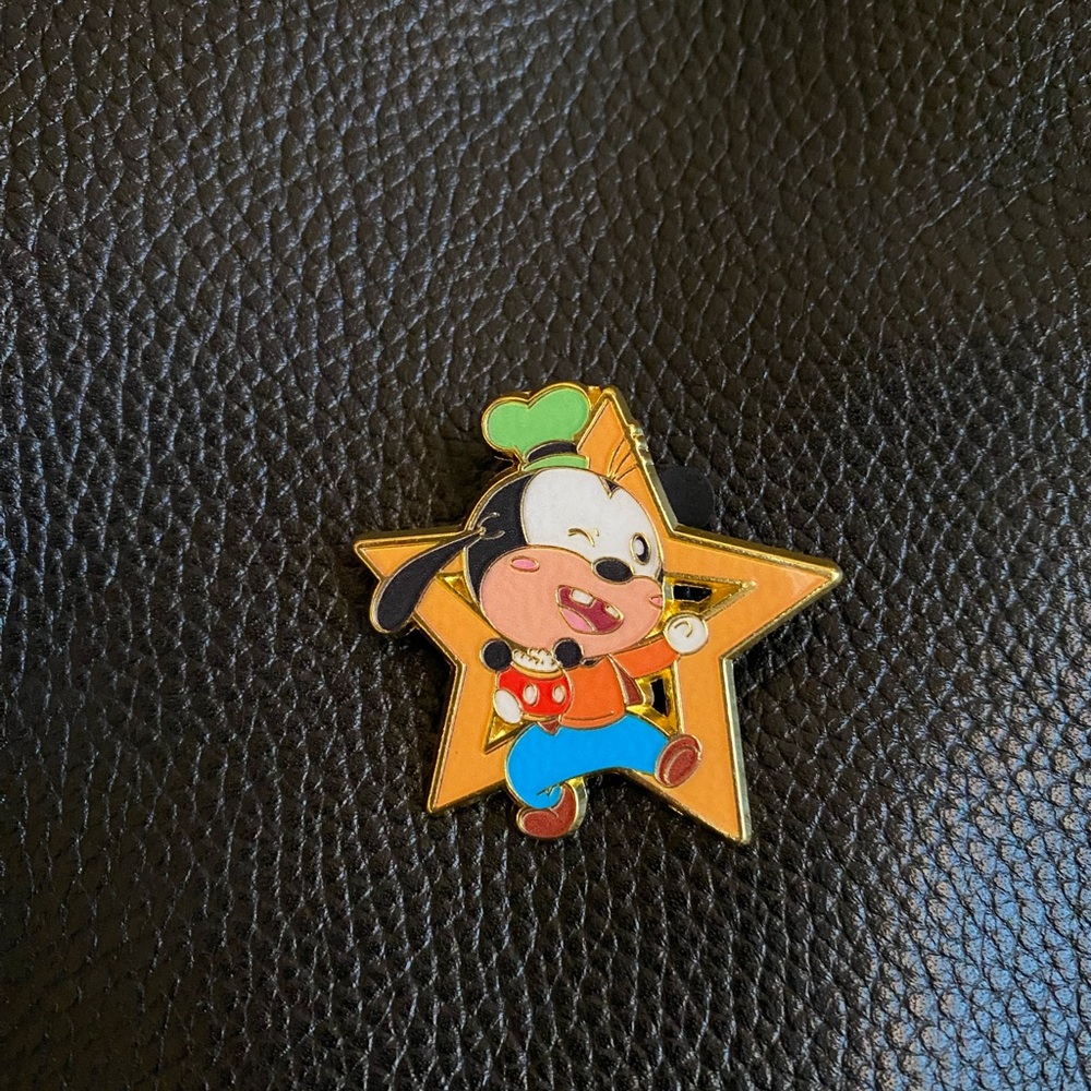 (3/$30) Official Disney Trading Pin: Baby Goofy